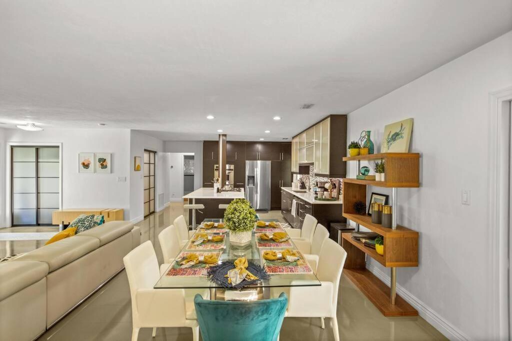 Вілла Uf Sunshine House - Patio & Bbq - Chef Kitchen - Ev Car Station - Upscale Neighborhood! Ґейнсвілл Екстер'єр фото