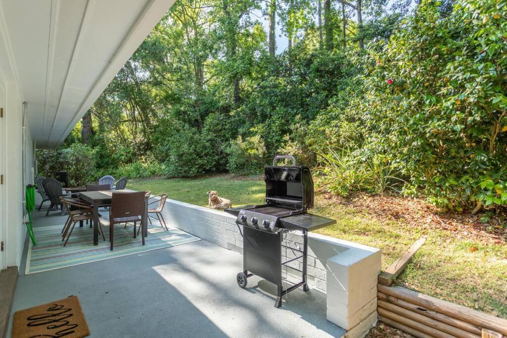 Вілла Uf Sunshine House - Patio & Bbq - Chef Kitchen - Ev Car Station - Upscale Neighborhood! Ґейнсвілл Екстер'єр фото